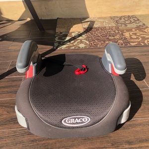 GRACO Booster seat (I have 2)